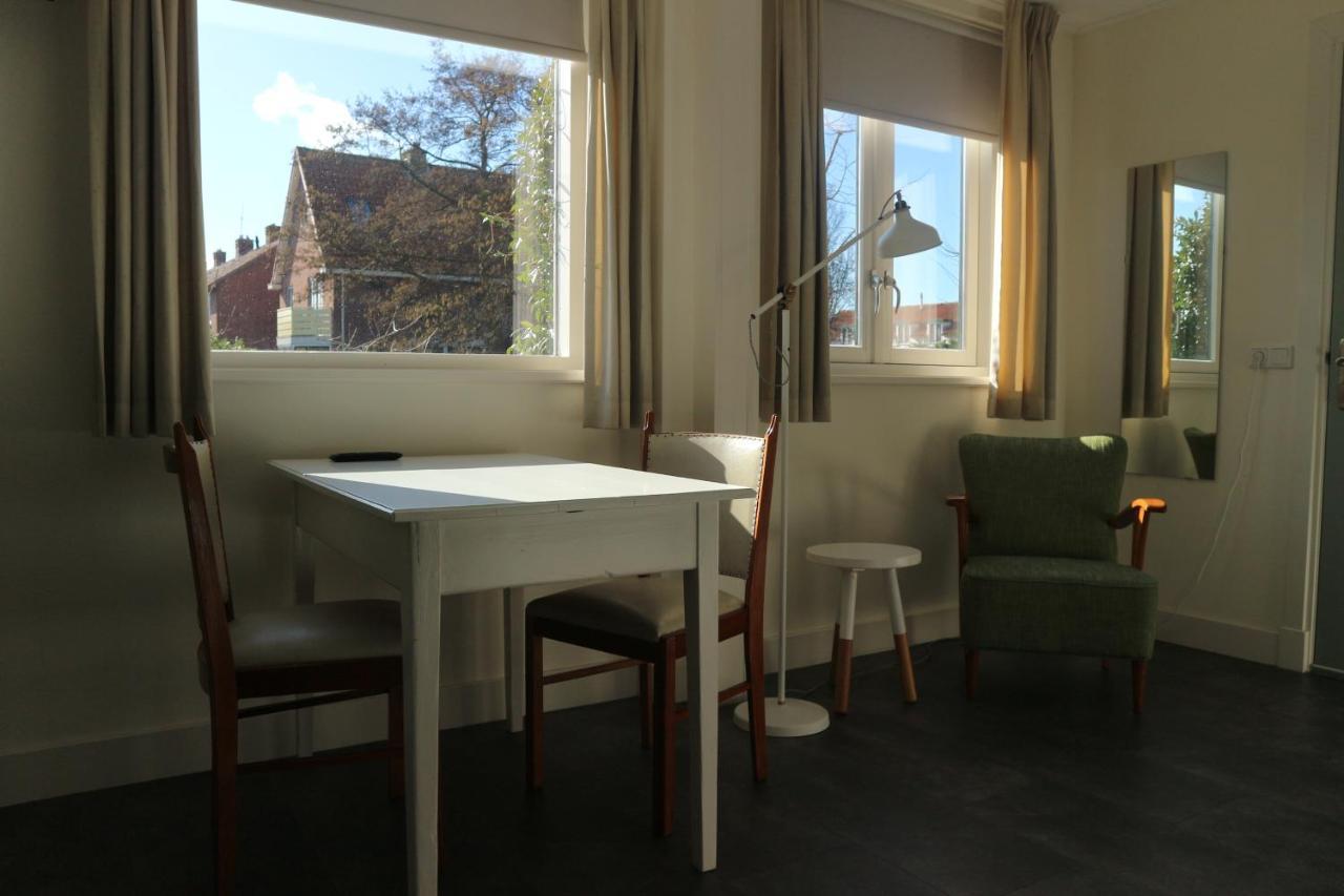 B&B - Pension Het Oude Dorp Katwijk aan Zee Esterno foto